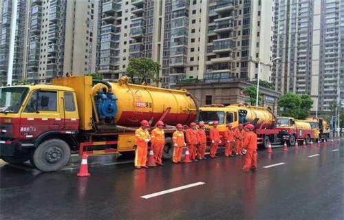 排湖风景区市政管道清淤